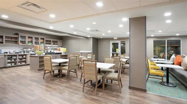 Homewood Suites by Hilton Albuquerque-Journal Center