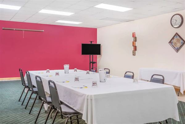 Days Inn St Clairsville