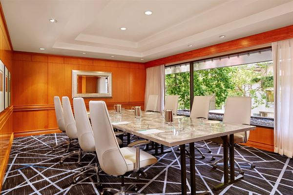 The Jay, Autograph Collection