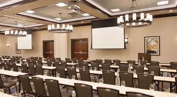 Embassy Suites by Hilton Saratoga Springs