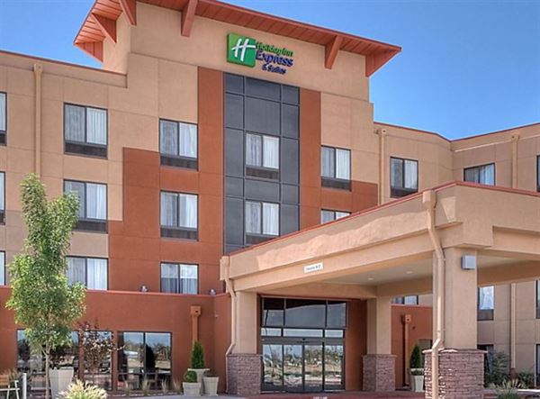 Holiday Inn Express & Suites Albuquerque Historic Old Town