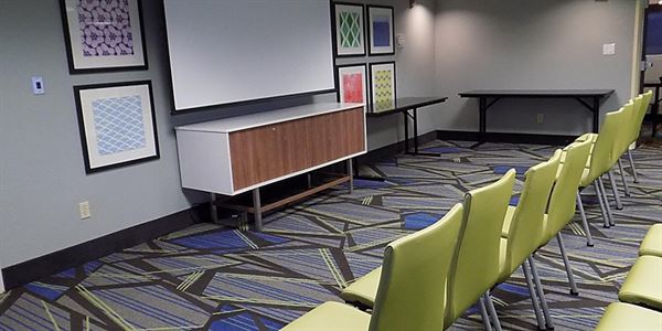 Holiday Inn Express & Suites Albuquerque-N. Balloon Fsta Pk