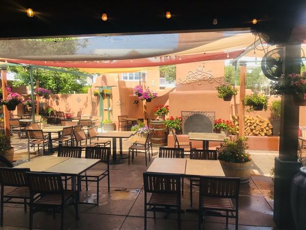 D.H. Lescombes Winery & Bistro - Albuquerque