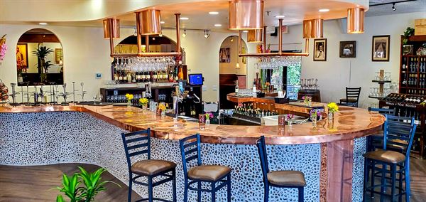 D.H. Lescombes Winery & Bistro - Albuquerque