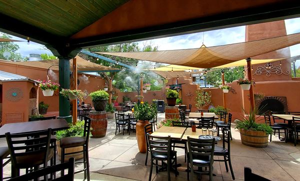 D.H. Lescombes Winery & Bistro - Albuquerque