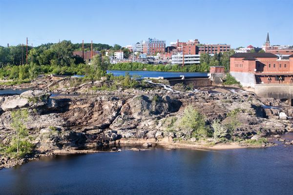 Hilton Garden Inn Auburn Riverwatch