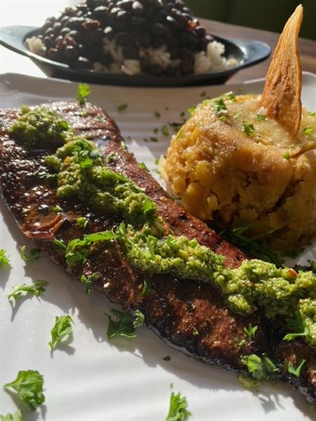 Pipo's Cuban Cafe & Catering