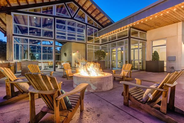 Pinstripes Oak Brook