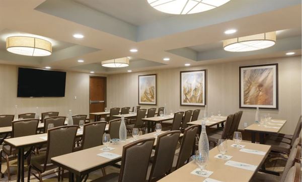 Embassy Suites by Hilton Saratoga Springs