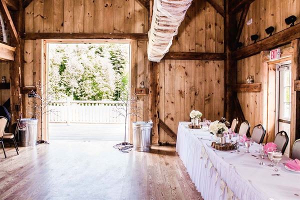 The Creek Side Barn on Pine Creek