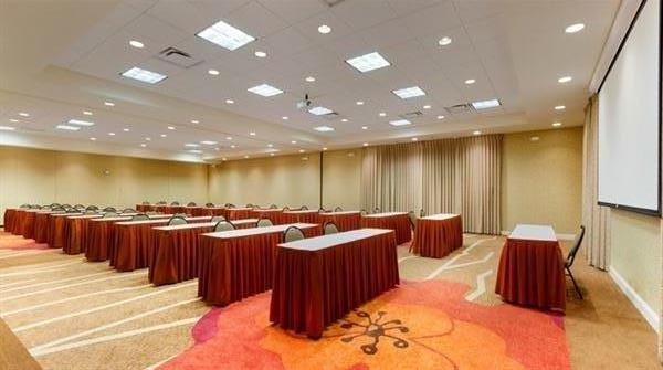 Hilton Garden Inn Lithonia / Stonecrest