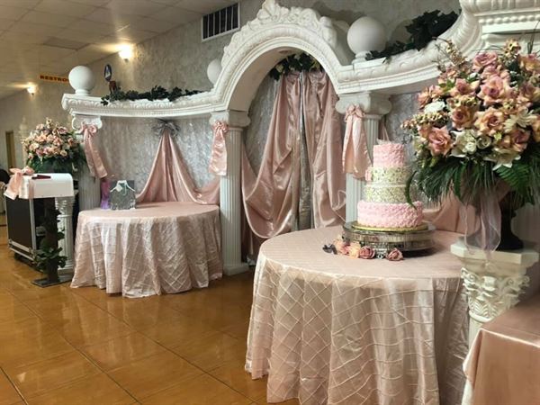 Anclamar's W. Reception Hall