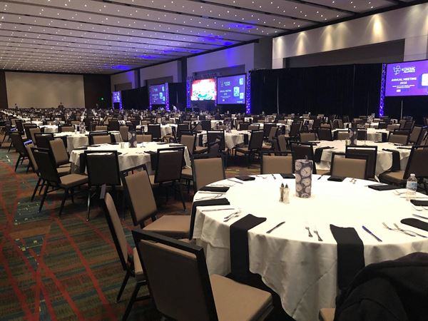 DoubleTree by Hilton Cedar Rapids Convention Complex