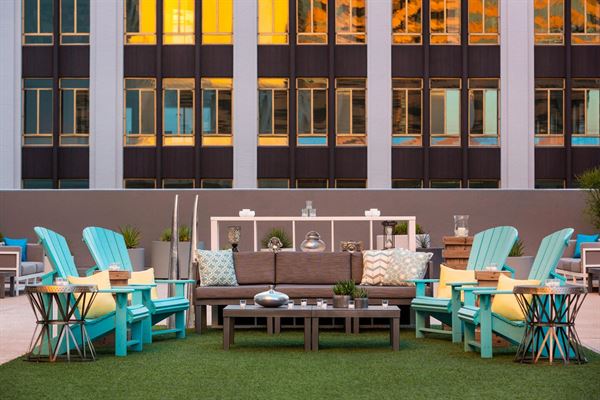 Renaissance Phoenix Downtown Hotel