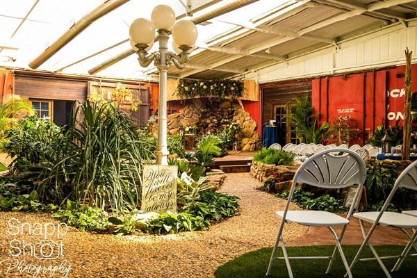 The Atrium at Jerry's