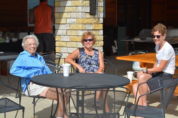 Shoreland Country Club