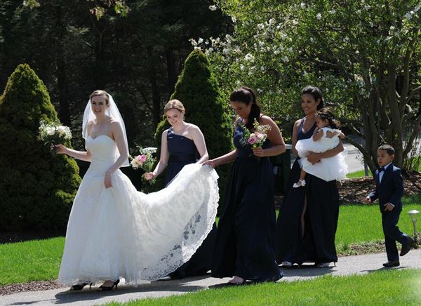 The Club at River Oaks & Community