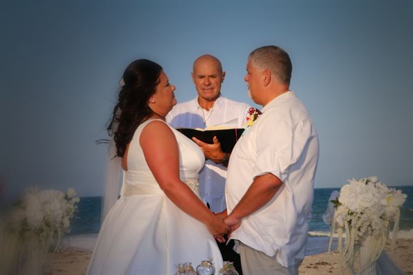 Cocoa Beach Officiant Dave Salisbury