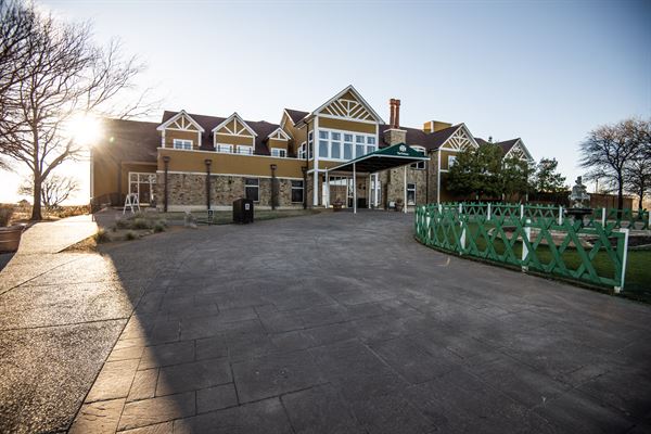 Golf Clubs at The Tribute