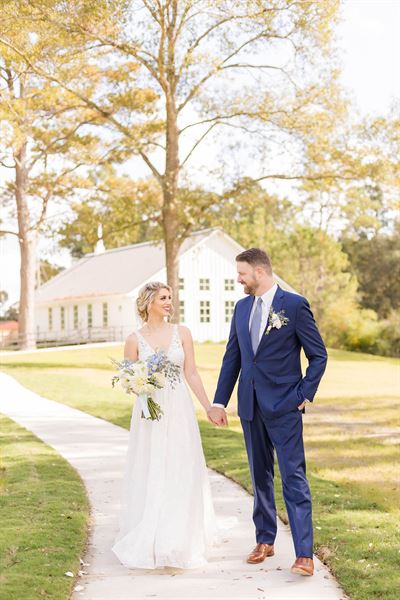 Addison Woods Wedding & Event Venue