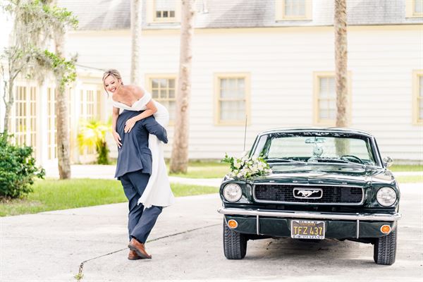 Pink Parrott Weddings & Events, LLC