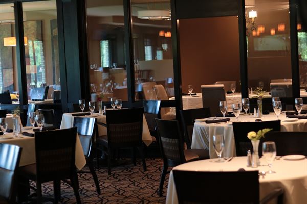 Sunset Hills Country Club