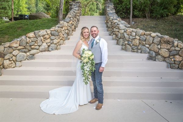 High Sierra Iris and Wedding Gardens