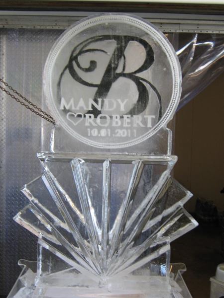 Ice Age Ice Sculptures & Custom Cocktail Ice