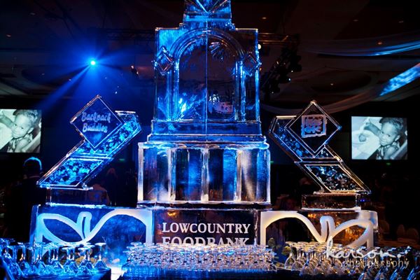 Ice Age Ice Sculptures & Custom Cocktail Ice