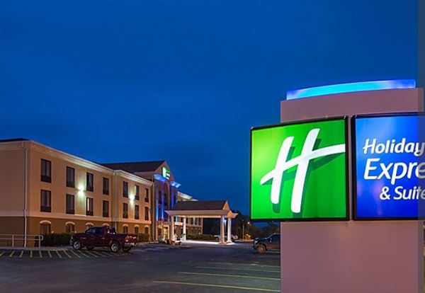 Holiday Inn Express & Suites Douglas