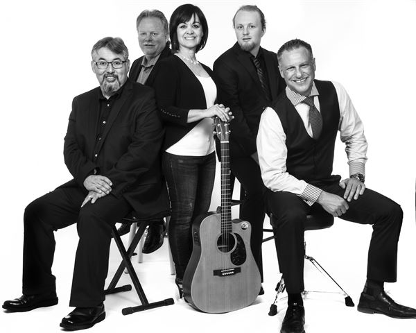 Pat Reyes and Luna Upfront