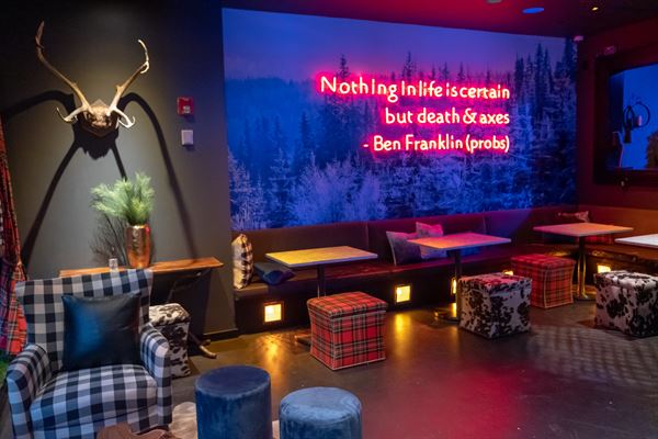 Kick Axe Throwing-PH