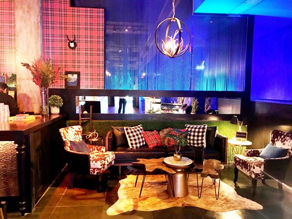 Kick Axe Throwing-PH