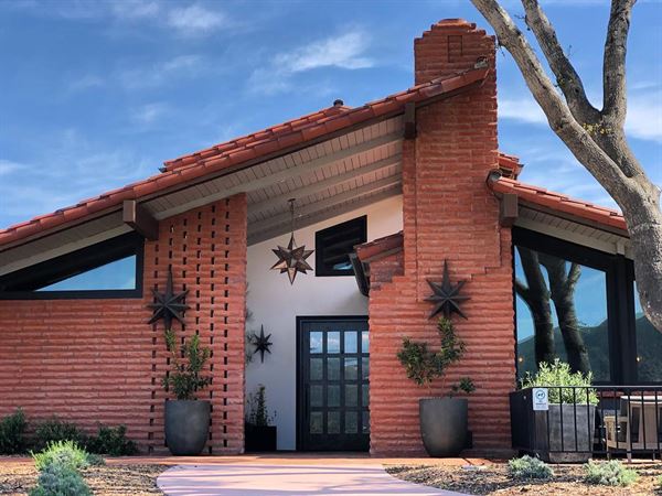 Brick Barn Wine Estate