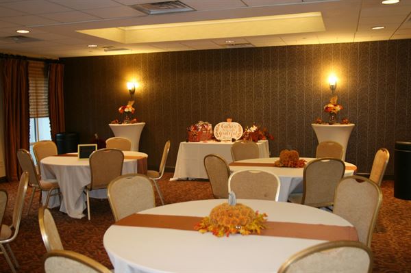 Holiday Inn Express & Suites Mooresville/Lake Norman