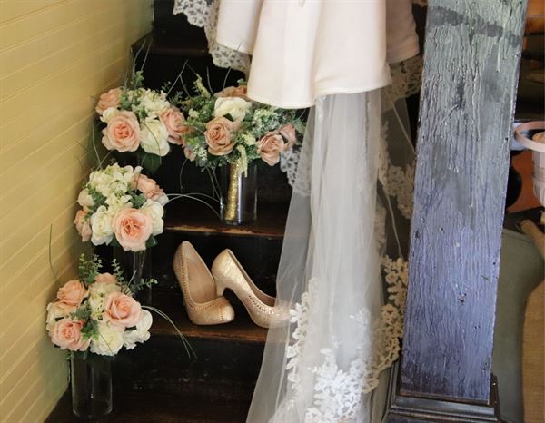 True Photography by Ellis