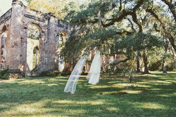 True Photography by Ellis