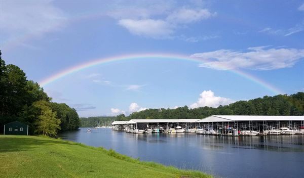 The Lodge at Pickwick Landing