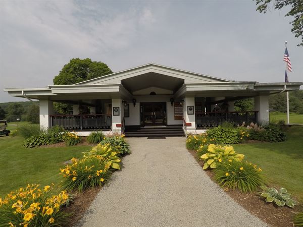Baxter's Restaurant at Rutland Country Club