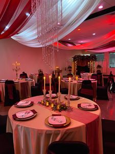 3D Romance Abounds Theme