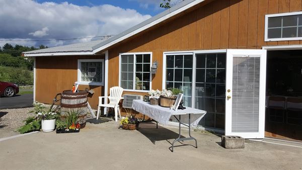 Alfalfa Farm Winery