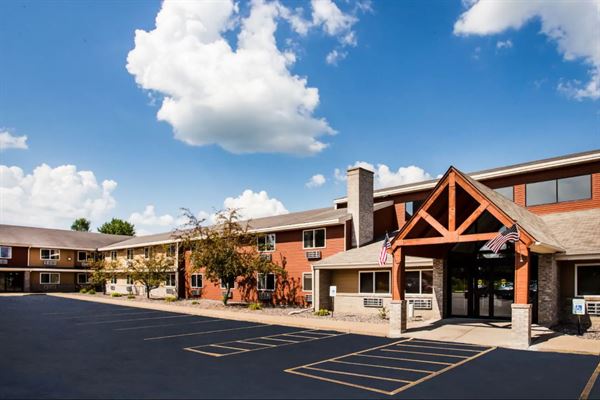 AmericInn Lodge & Suites Menomonie
