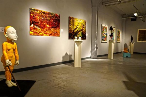 Gallery 218