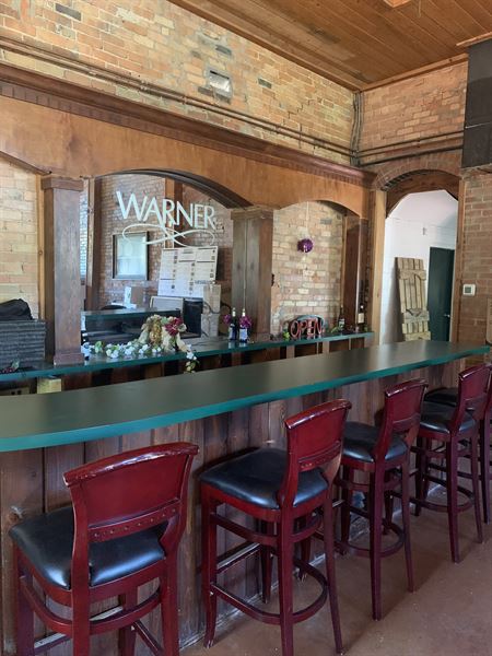 Warner Vineyards