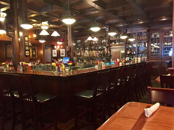 Aristocrat Pub & Restaurant