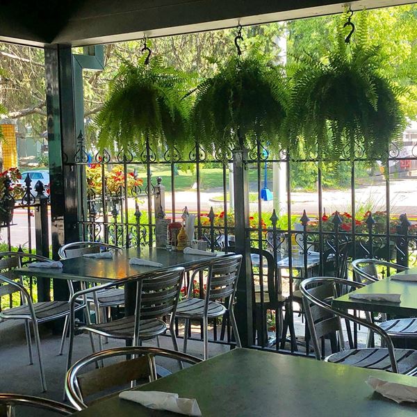 Aristocrat Pub & Restaurant