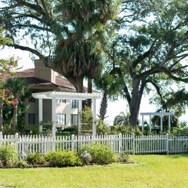 Winterbourne Inn on the St. Johns River