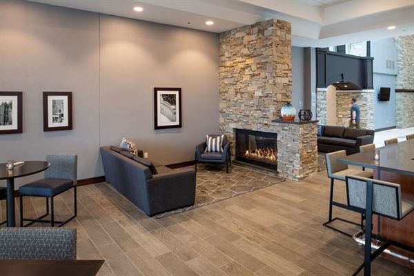 Doubletree by Hilton Madison East