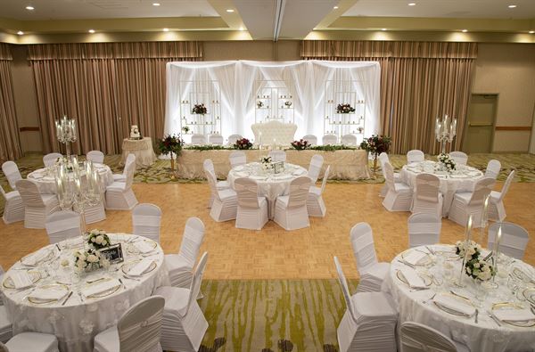Coast Canmore Hotel and Conference Centre