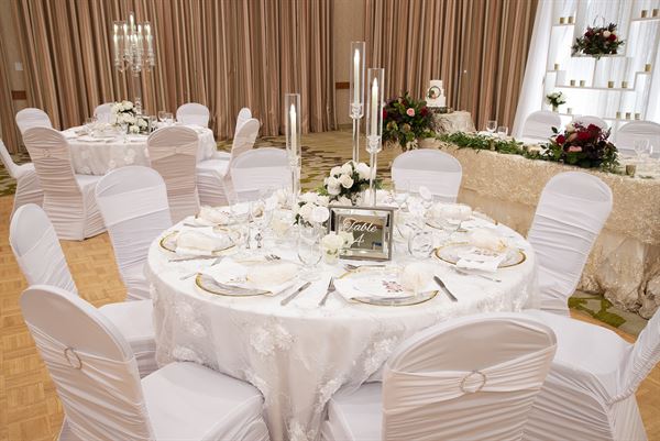 Coast Canmore Hotel and Conference Centre